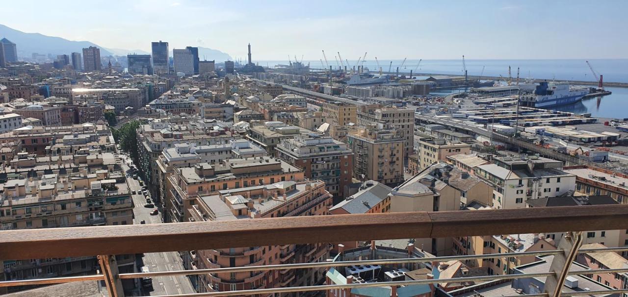 Attico Con Vista Su Genova Apartment Exterior photo