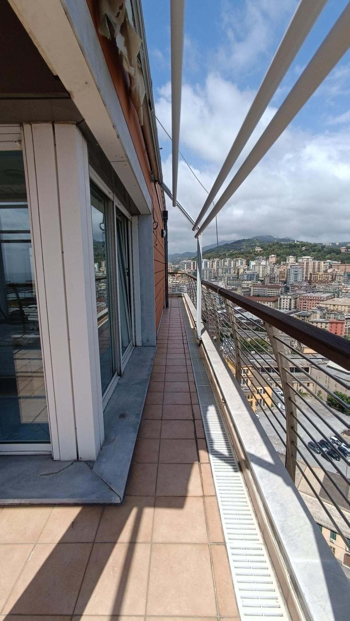 Attico Con Vista Su Genova Apartment Exterior photo